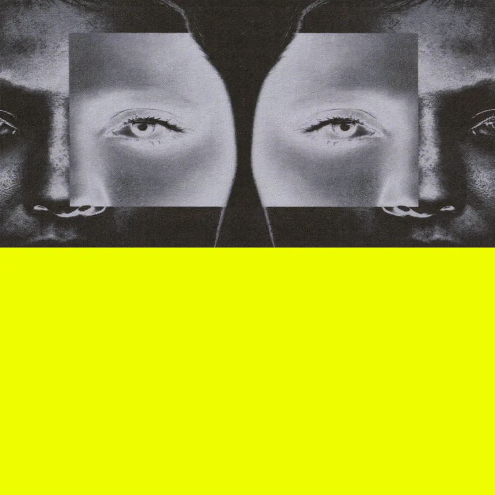 Portada del álbum SLUG de BICEP, con dos ojos en blanco y negro sobre fondo amarillo