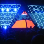La pirámide de luces de Daft Punk en un concierto de su gira